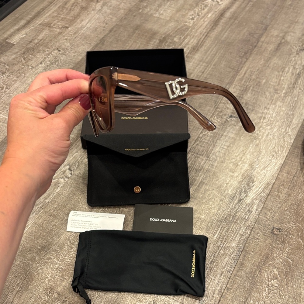 Dolce & Gabbana Sun Glasses - Picture 1 of 5